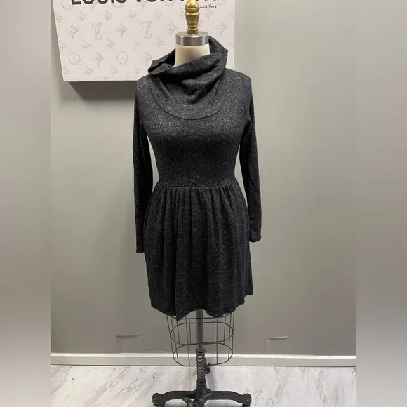 Modcloth Dresses | Modcloth- Grey Midi Dress Xs E96-12 | Color: Black/Gray | Size: Xs | Goodsecondhand's Closet